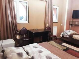 Отель Dkd-bridge Hotel Тбилиси Стандартный двухместный номер с 2 отдельными кроватями-13