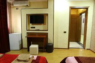 Отель Dkd-bridge Hotel Тбилиси Стандартный двухместный номер с 2 отдельными кроватями-15